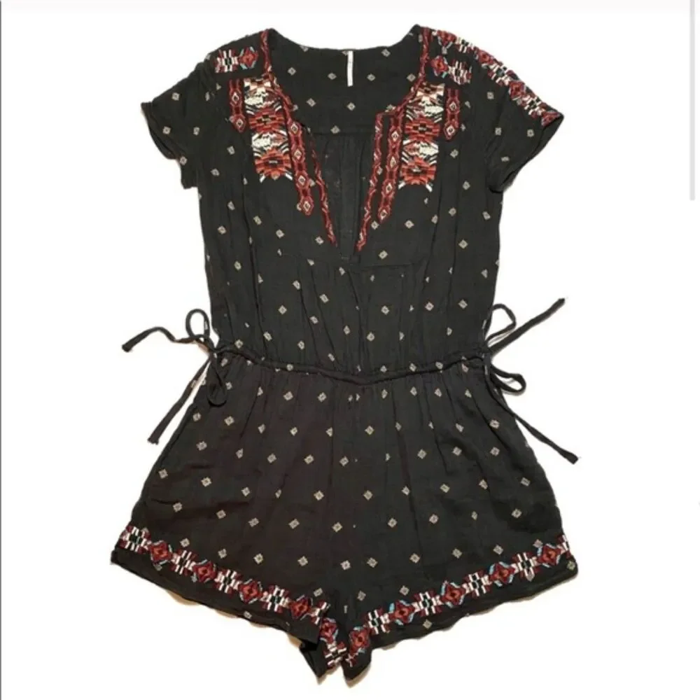 FREE PEOPLE Black Embroidered Romper Womens Size Large